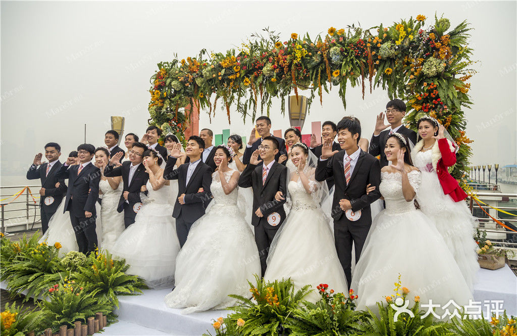 武昌婚庆(武昌婚庆用品批发)
