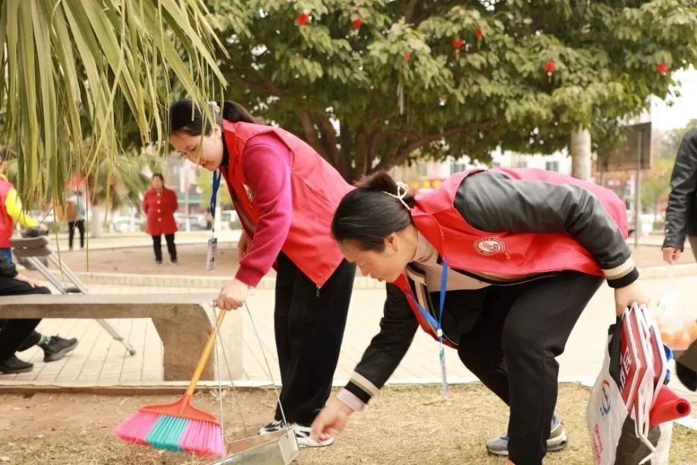 成都哪里可以倒垃圾(成都哪里可以倒垃圾的地方)