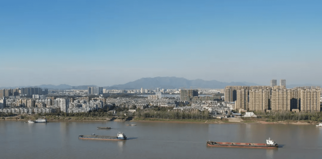 安庆哪个地方可以看长江(安庆哪个地方可以看长江大桥)